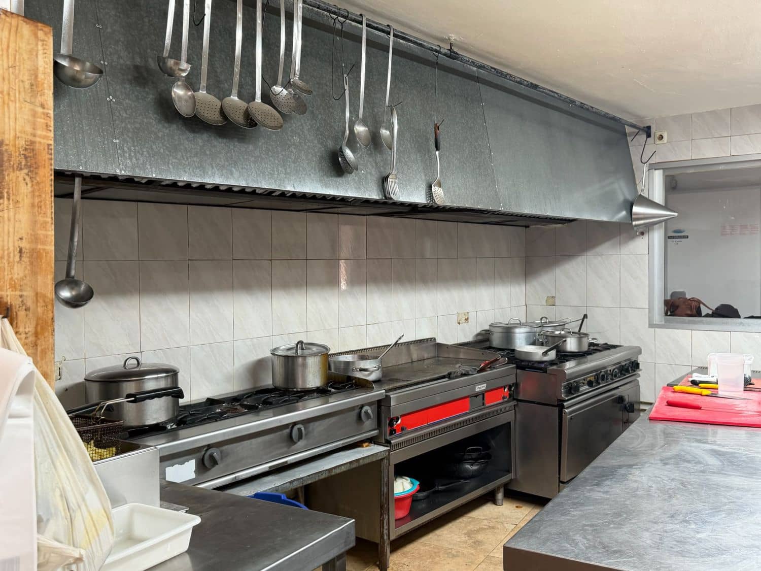 Ravintola/baari myytävänä paikassa San Pablo de Buceite - 1 575 000 € (Ref: 9949343)