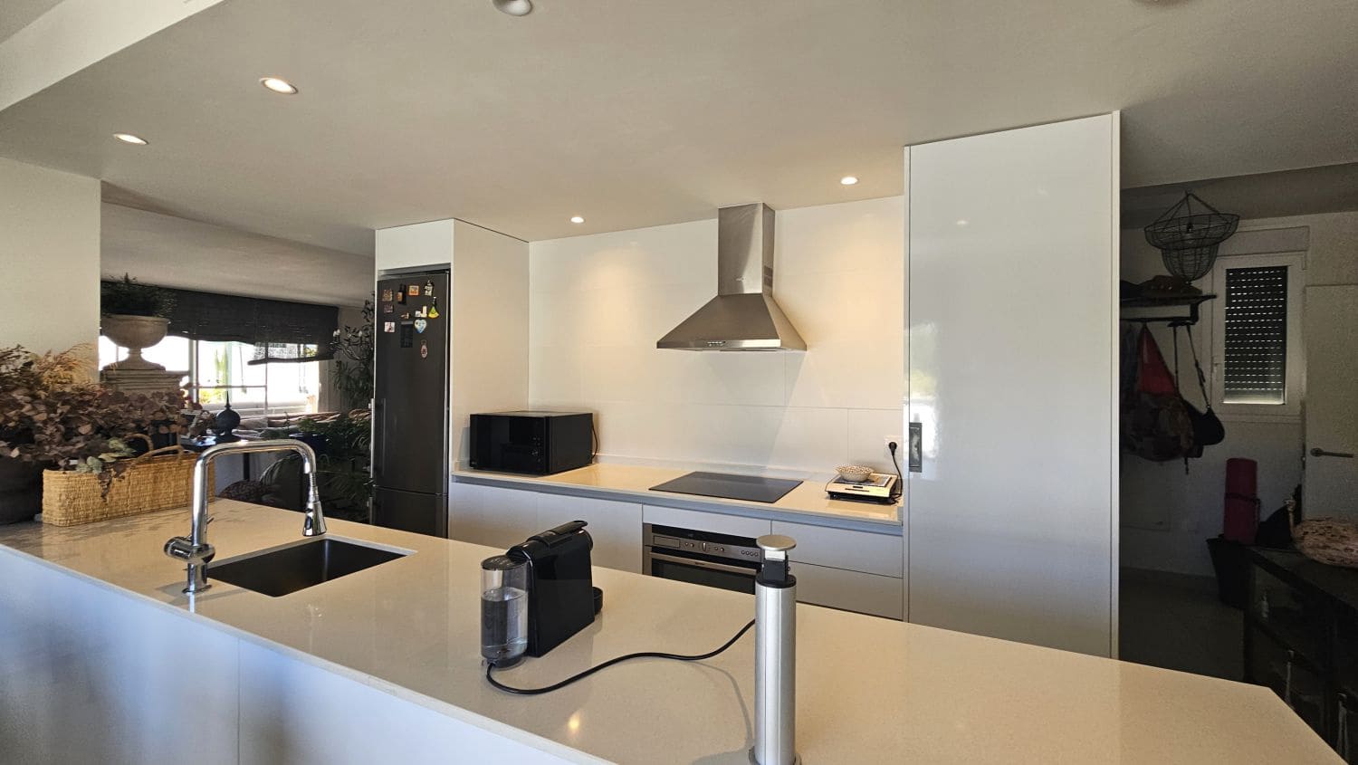 3 bedroom Apartment for rent in Sotogrande with pool - € 3,800 (Ref: 9957586)