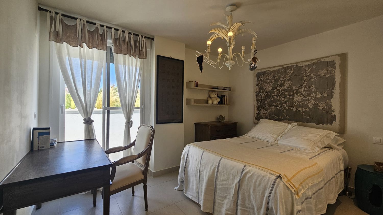 3 bedroom Apartment for rent in Sotogrande with pool - € 3,800 (Ref: 9957586)