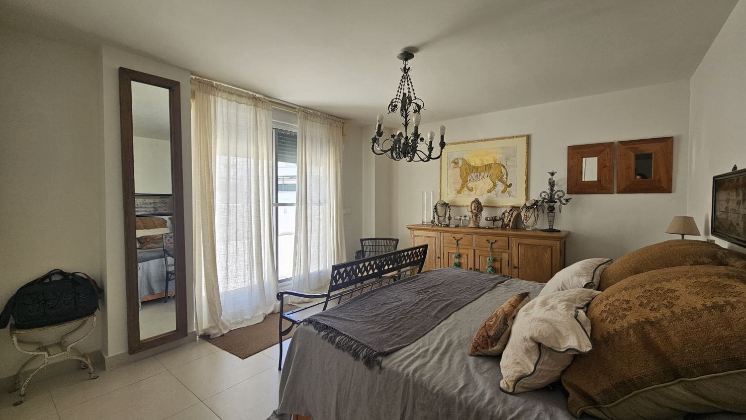 3 bedroom Apartment for rent in Sotogrande with pool - € 3,800 (Ref: 9957586)