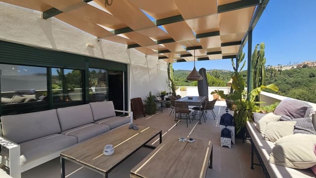3 bedroom Apartment for rent in Sotogrande, San Roque with pool - € 3,800 (Ref: 9957586)