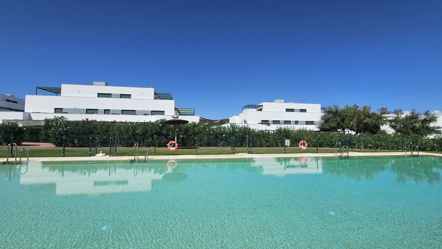 3 sypialnia Apartament do wynajęcia w Sotogrande z basenem - 3 800 € (Ref: 9957586)