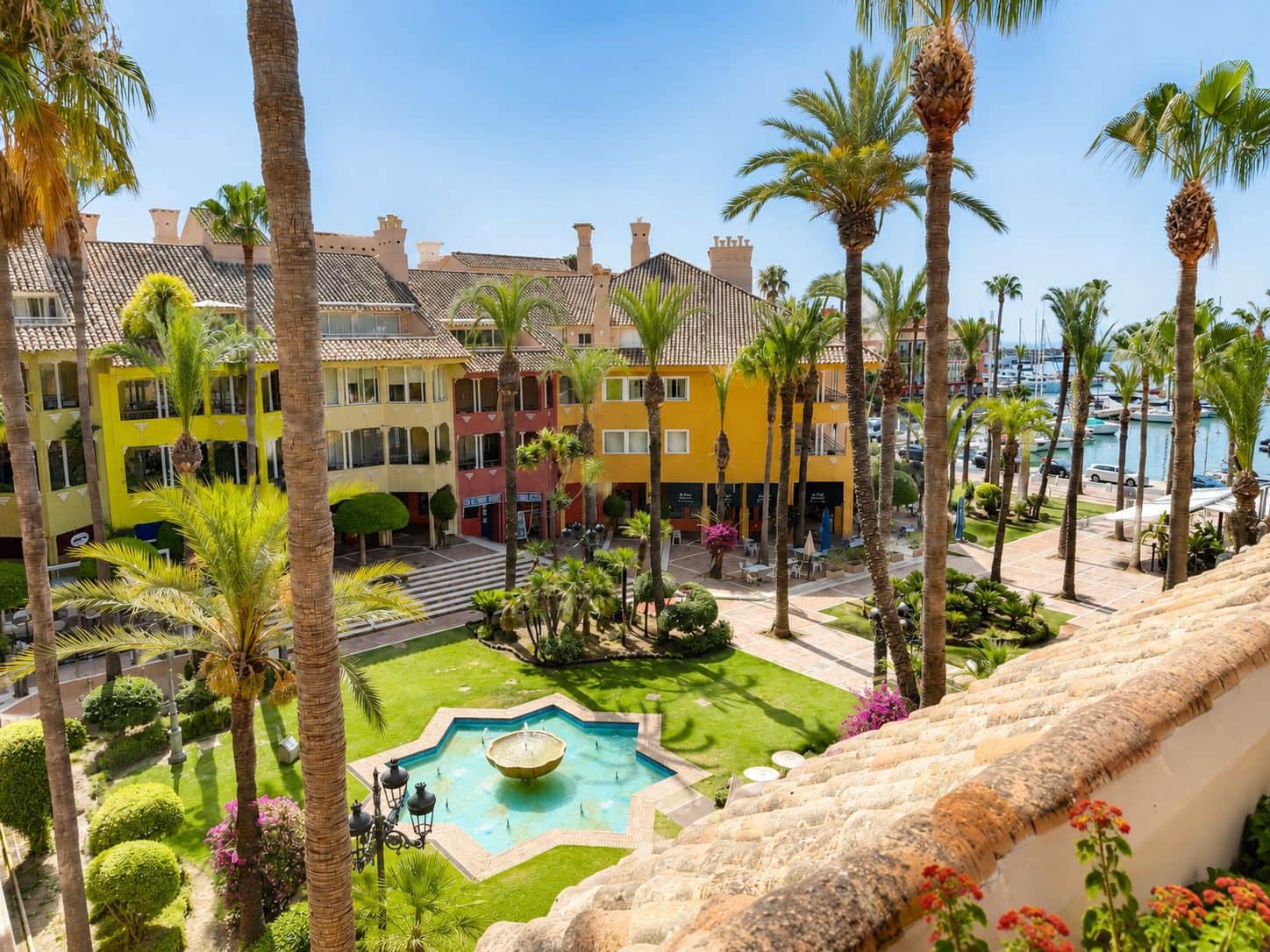 2 bedroom Apartment for rent in Sotogrande - € 12,000 (Ref: 9964864)