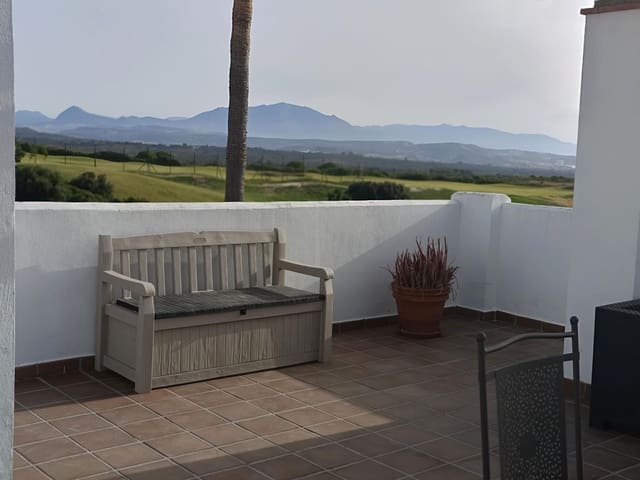 2 Zimmer Apartment zu vermieten in La Alcaidesa mit Garage - 1.500 € (Ref: 9972961)