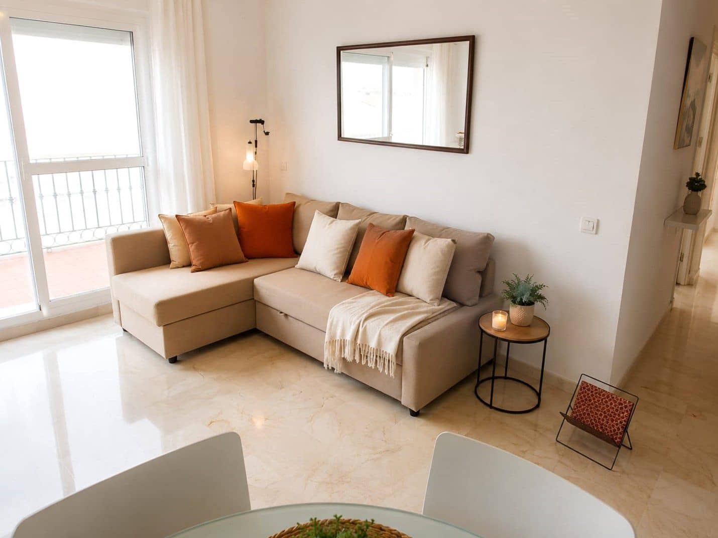 2 bedroom Apartment for rent in Torreguadiaro with pool - € 1,500 (Ref: 9974949)