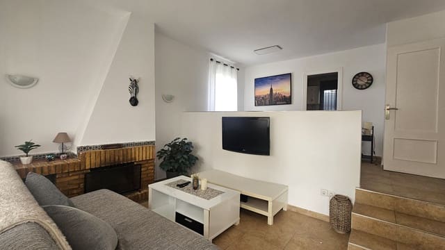 2 soveværelse Lejlighed til leje i Torreguadiaro, San Roque med swimmingpool - € 1.300 (Ref: 9984512)