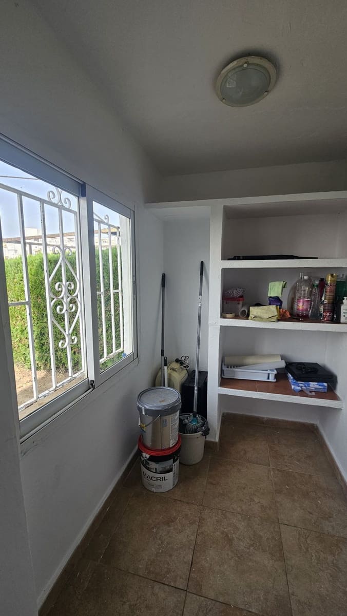 2 soveværelse Lejlighed til leje i Torreguadiaro med swimmingpool - € 1.300 (Ref: 9984512)