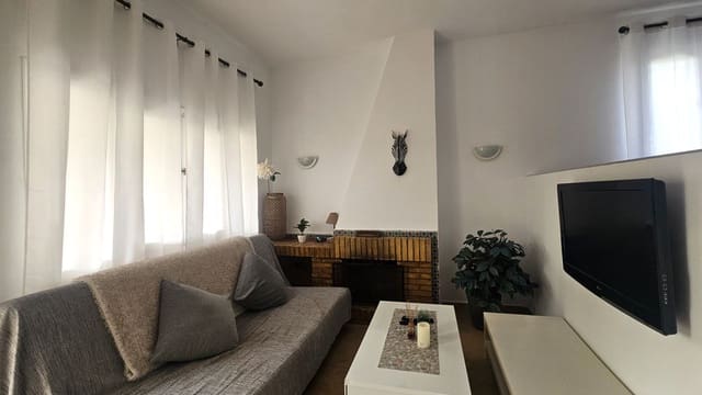 2 soveværelse Lejlighed til leje i Torreguadiaro, San Roque med swimmingpool - € 1.300 (Ref: 9984512)