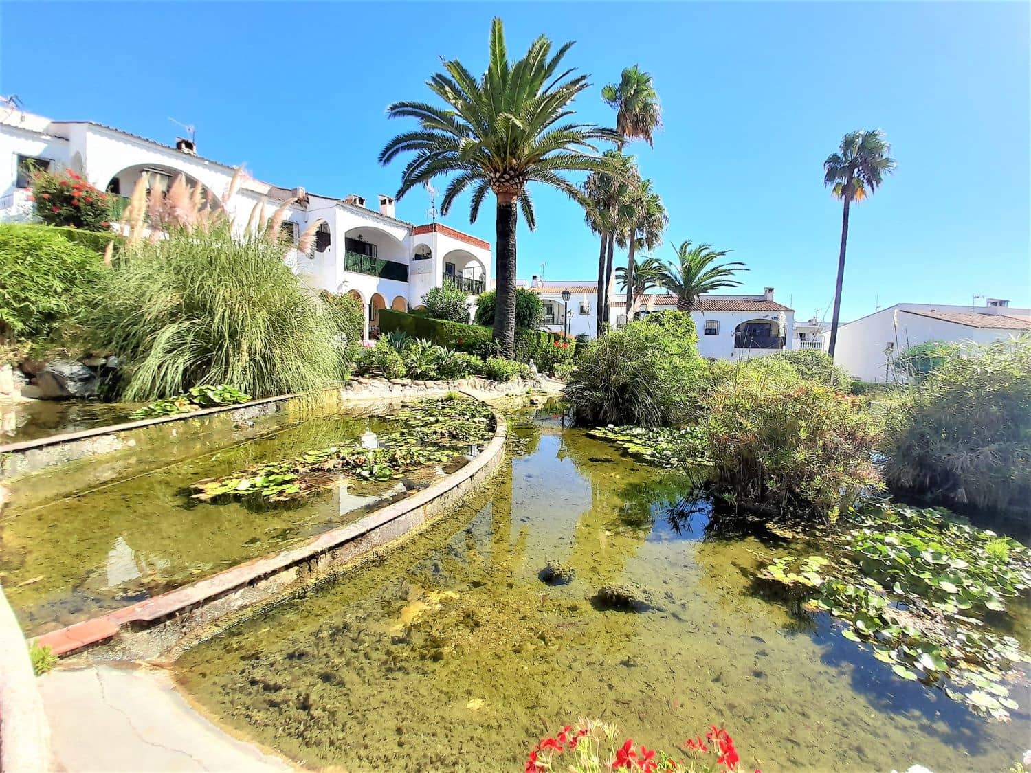 2 soveværelse Lejlighed til leje i Torreguadiaro med swimmingpool - € 1.300 (Ref: 9984512)