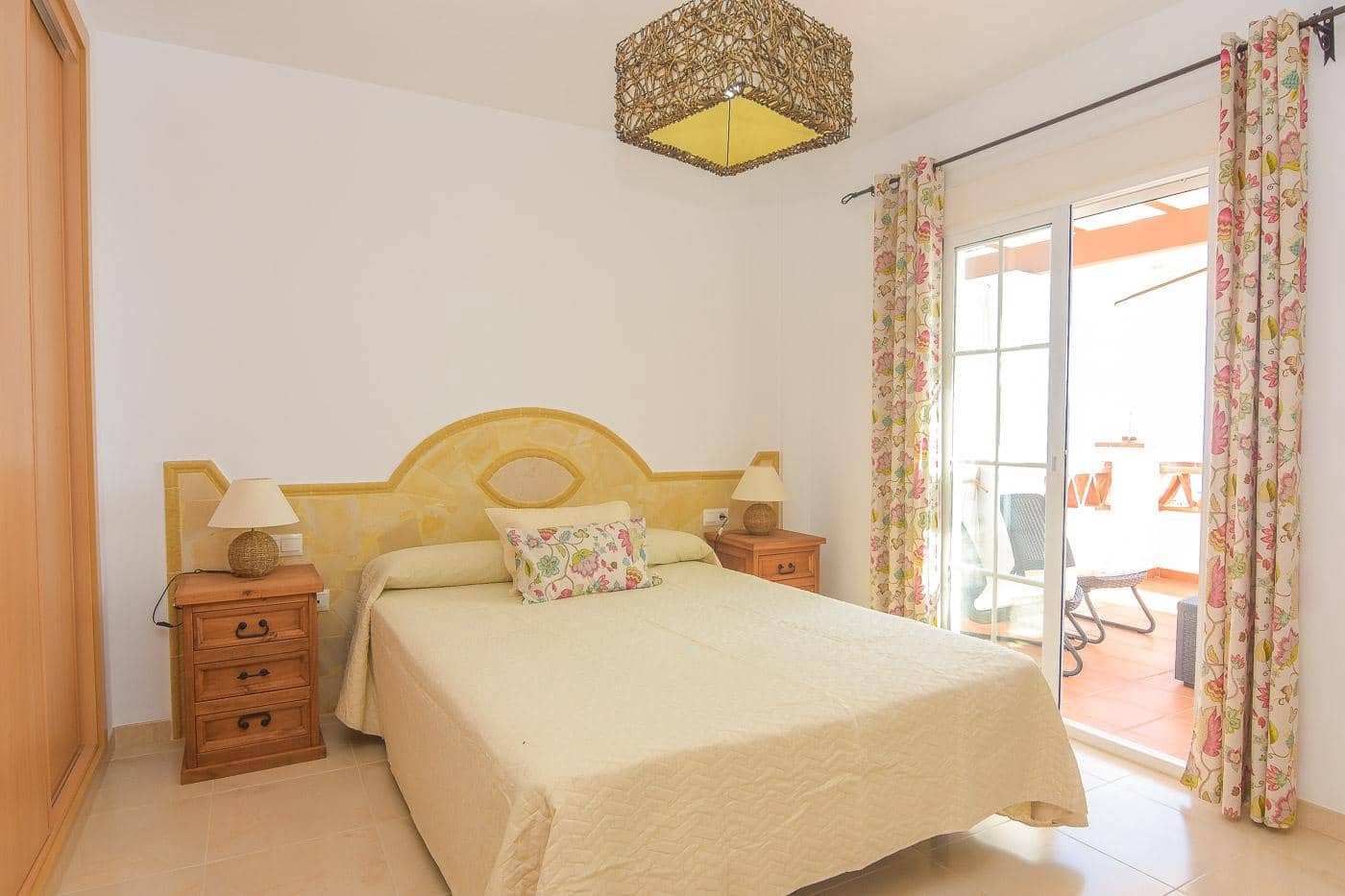 Willa do wynajęcia w Torrox Park z basenem garażem - 1 550 € (Ref: 10062937)