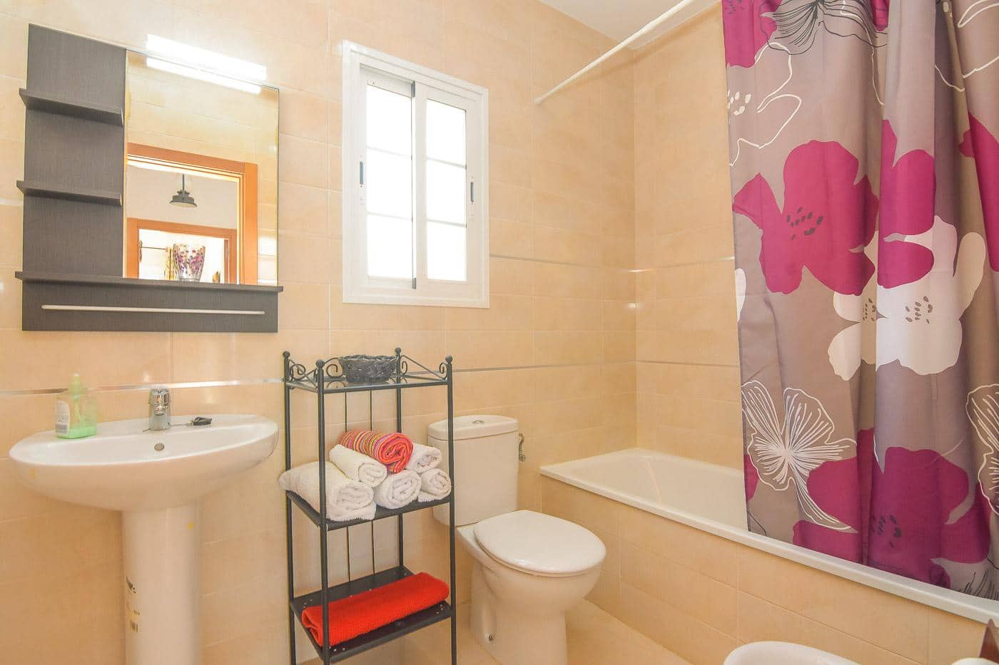 Willa do wynajęcia w Torrox Park z basenem garażem - 1 550 € (Ref: 10062937)