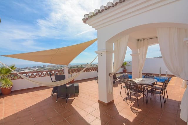 Villa da affittare in Torrox Park, Torrox con piscina garage - 1.550 € (Rif: 10062937)