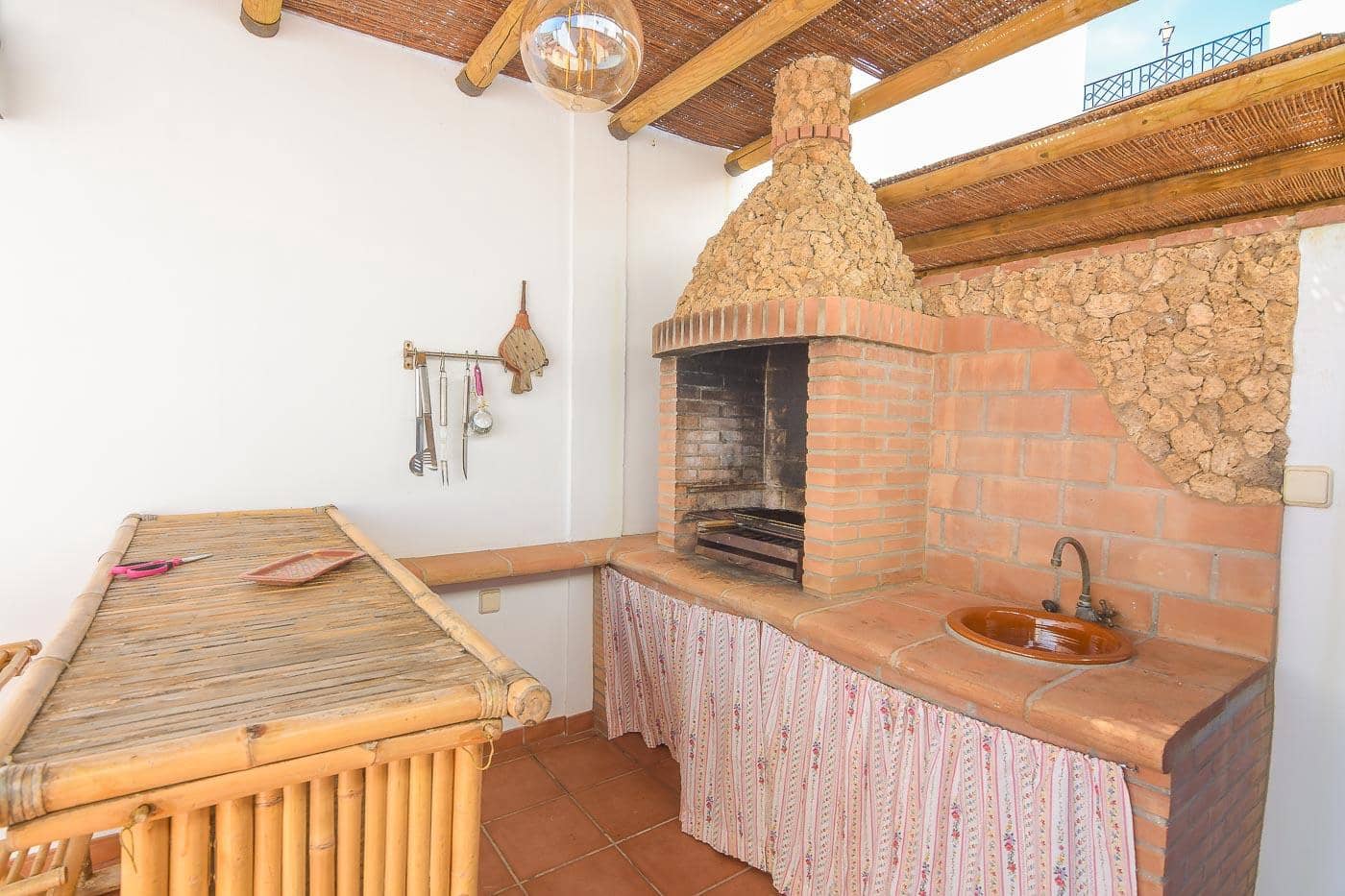 Willa do wynajęcia w Torrox Park z basenem garażem - 1 550 € (Ref: 10062937)