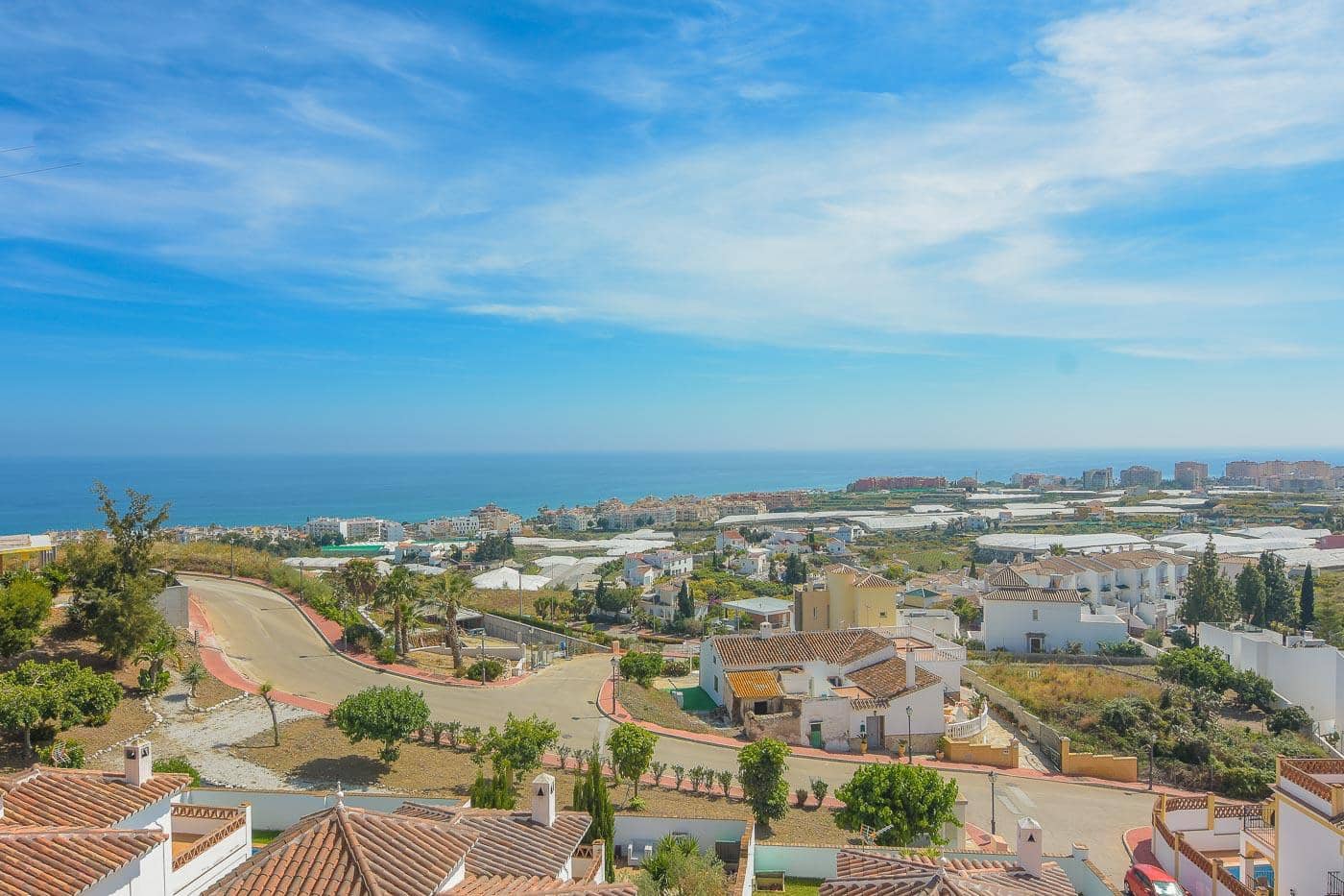 Willa do wynajęcia w Torrox Park z basenem garażem - 1 550 € (Ref: 10062937)