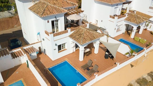 Villa da affittare in Torrox Park, Torrox con piscina garage - 1.550 € (Rif: 10062937)