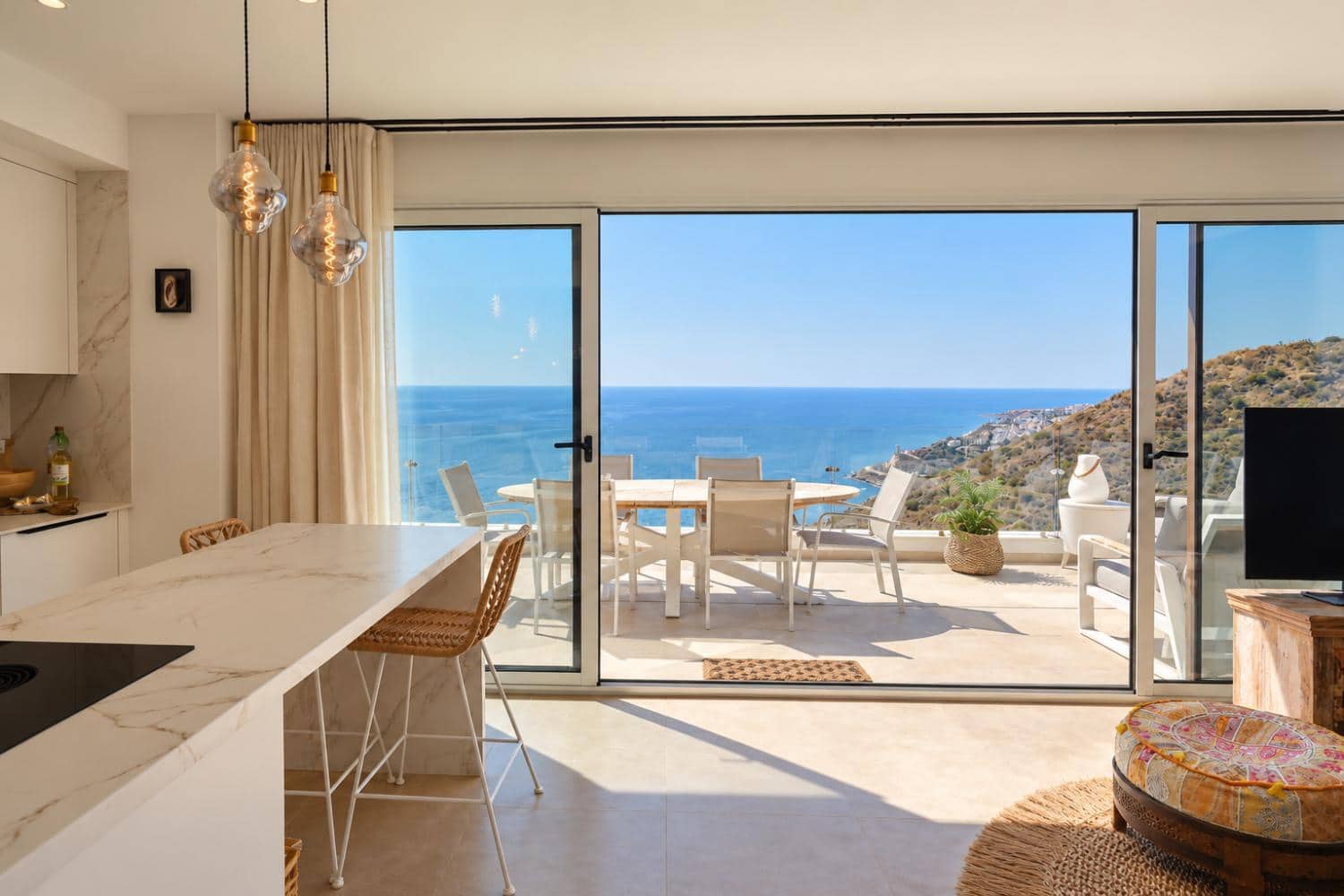 3 bedroom Apartment for sale in Nerja with pool - € 1,199,000 (Ref: 10101395)