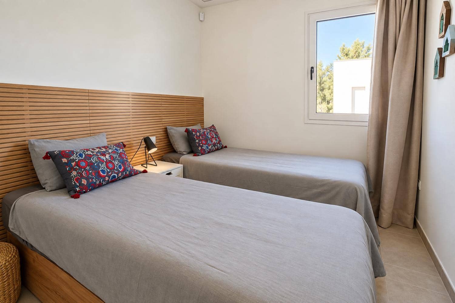3 bedroom Apartment for sale in Nerja with pool - € 1,199,000 (Ref: 10101395)