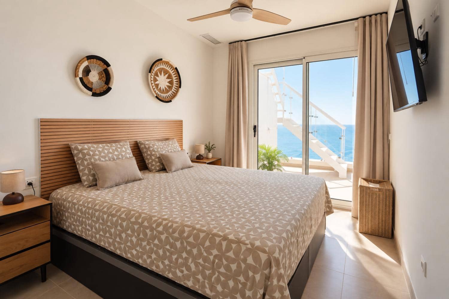 3 bedroom Apartment for sale in Nerja with pool - € 1,199,000 (Ref: 10101395)