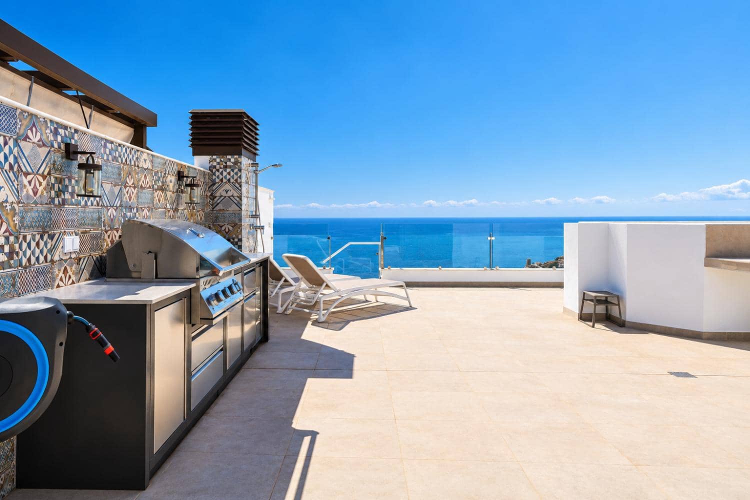 3 bedroom Apartment for sale in Nerja with pool - € 1,199,000 (Ref: 10101395)