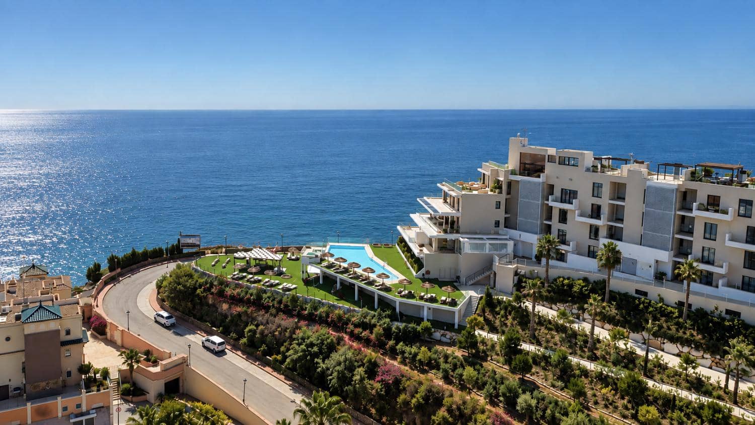 3 bedroom Apartment for sale in Nerja with pool - € 1,199,000 (Ref: 10101395)