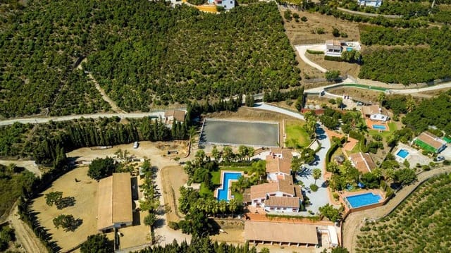 9 slaapkamer Villa te koop in Frigiliana met zwembad - € 3.200.000 (Ref: 6345592)