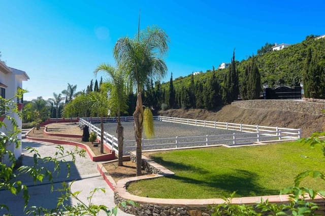 9 slaapkamer Villa te koop in Frigiliana met zwembad - € 3.200.000 (Ref: 6345592)