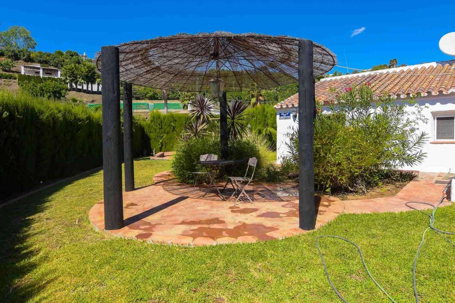 9 chambre Villa/Maison à vendre à Frigiliana avec piscine - 3 200 000 € (Ref: 6345592)