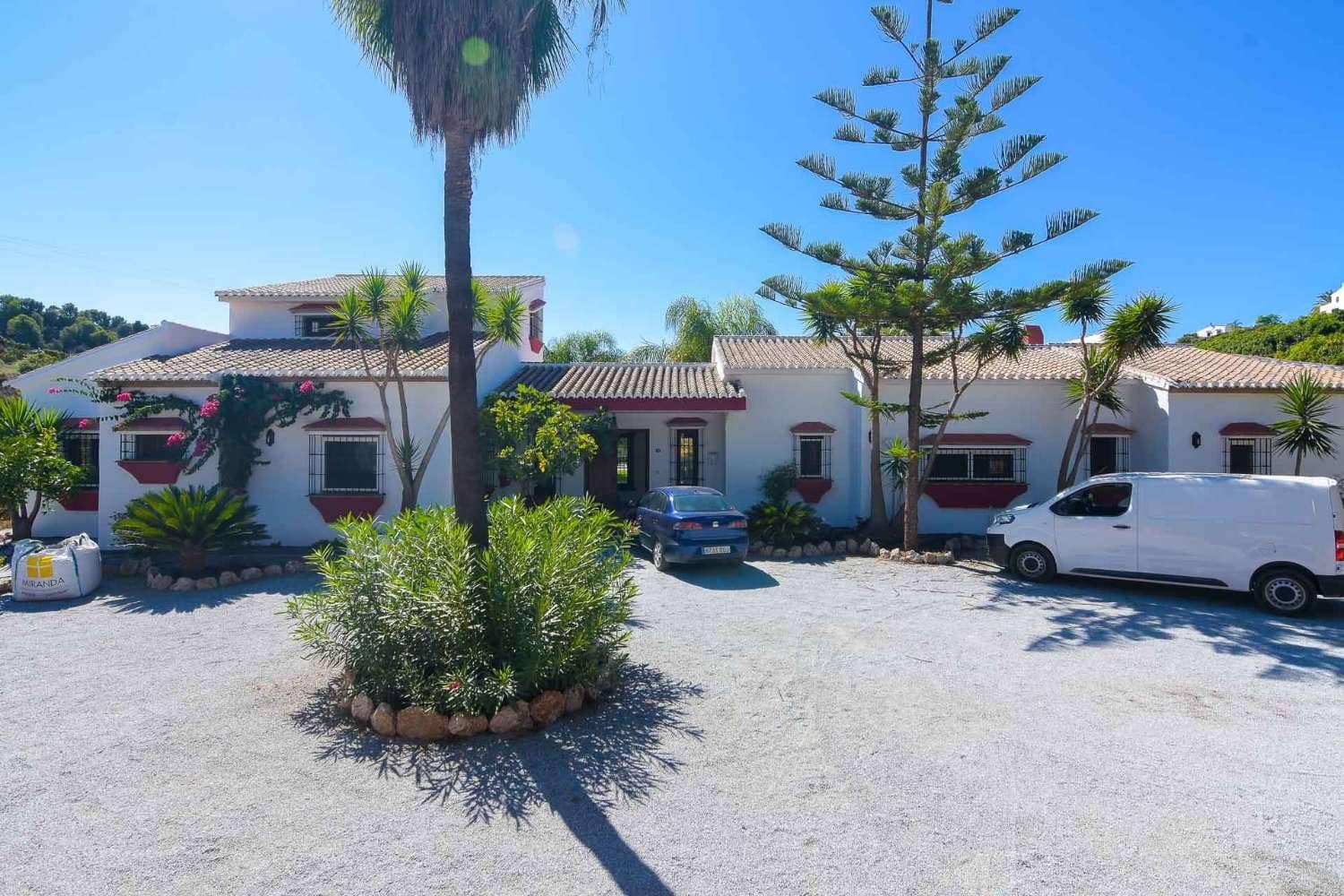 9 chambre Villa/Maison à vendre à Frigiliana avec piscine - 3 200 000 € (Ref: 6345592)