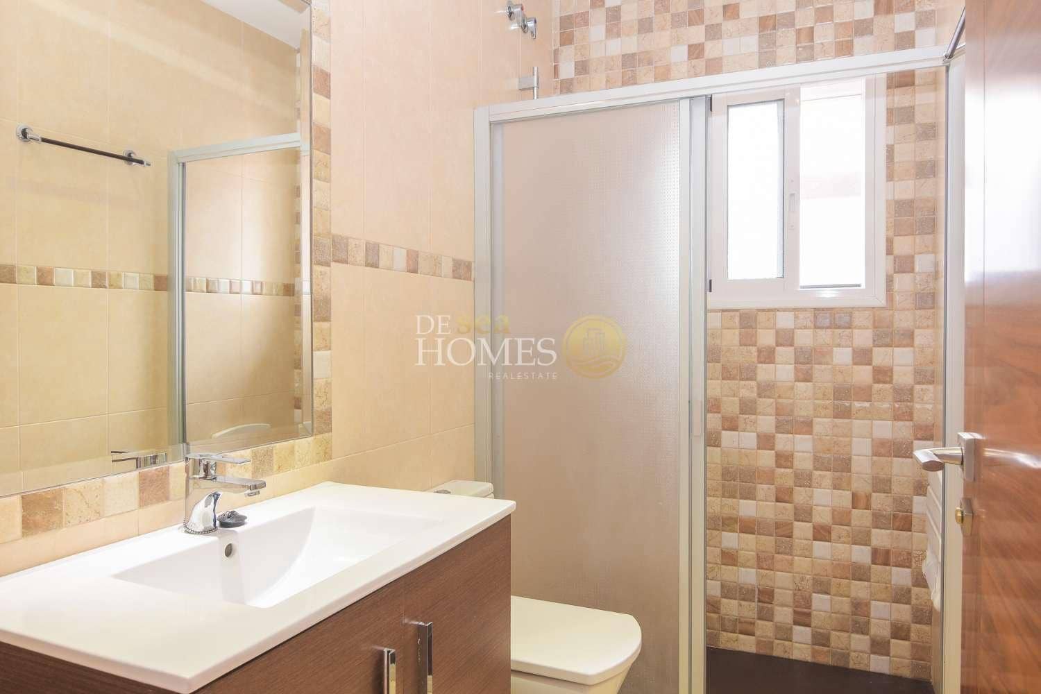 3 soverom Villa til salgs i Maro med svømmebasseng - € 371 000 (Ref: 8318758)