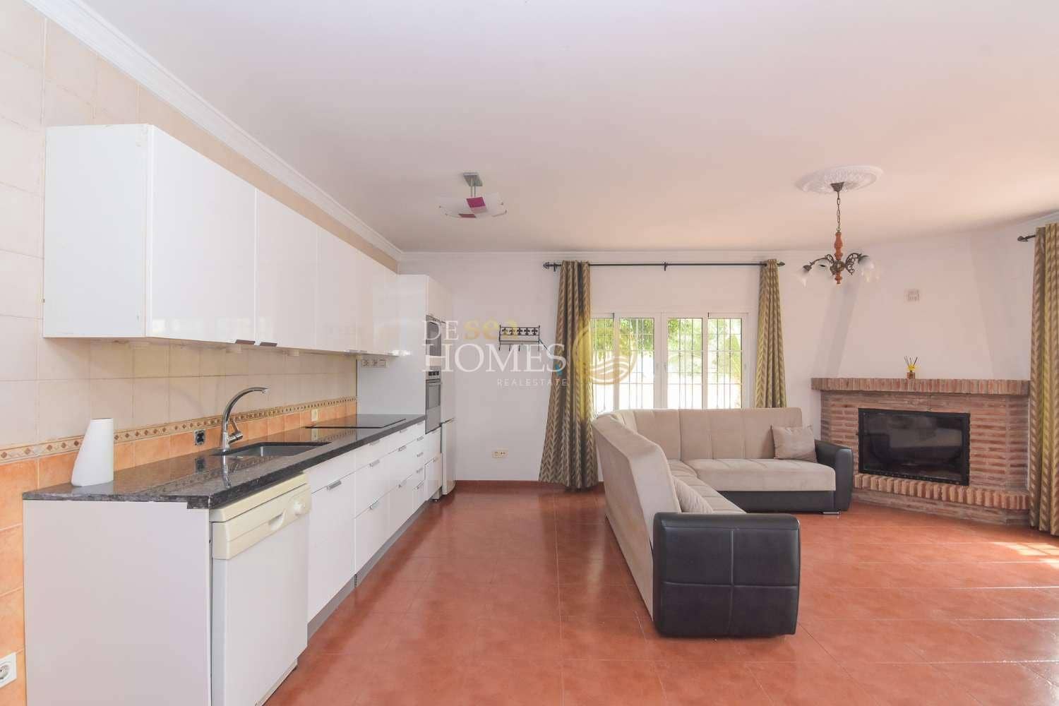 1 slaapkamer Finca/Landhuis te koop in Nerja - € 850.000 (Ref: 8430658)