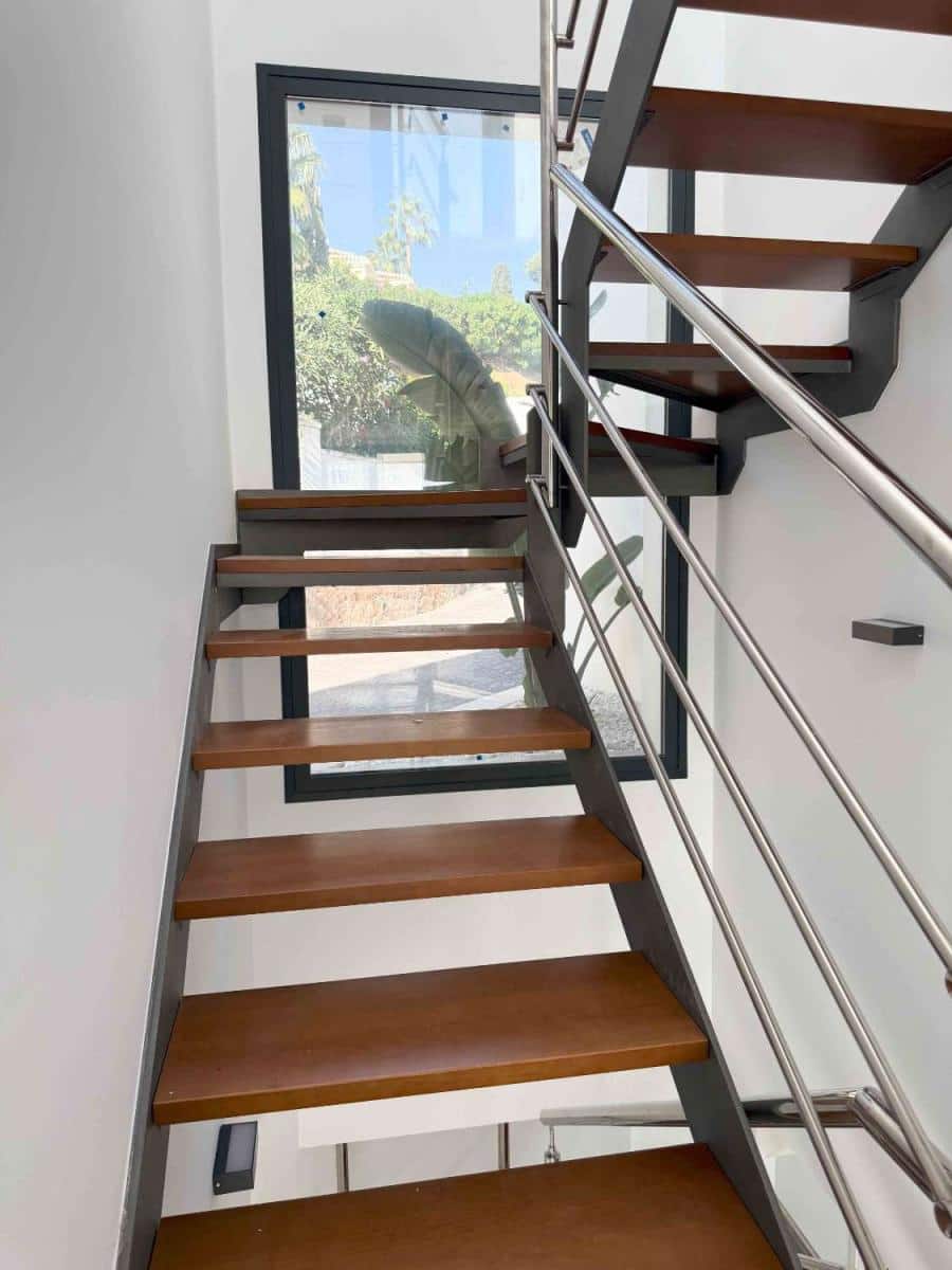 3 soveværelse Villa til salg i Nerja med swimmingpool garage - € 750.000 (Ref: 8468169)