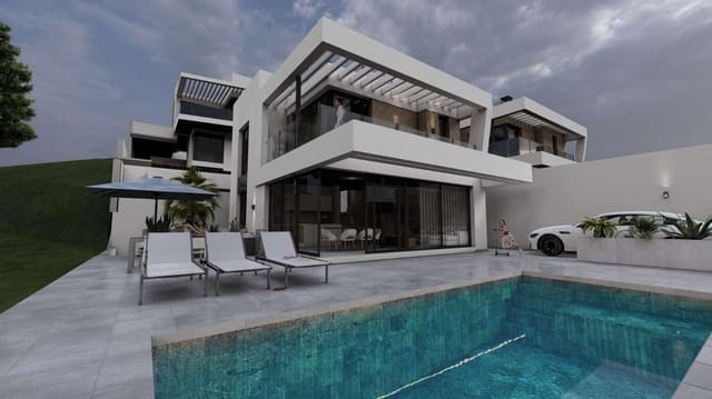 3 camera da letto Villa in vendita in Avda Pescia - Ctra de Frigiliana, Nerja con piscina garage - 750.000 € (Rif: 8468169)