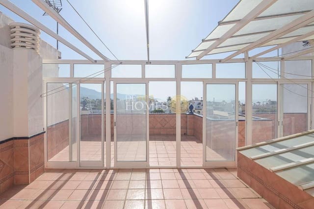 5 Zimmer Villa zu verkaufen in Centro, Nerja - 2.095.000 € (Ref: 8473981)