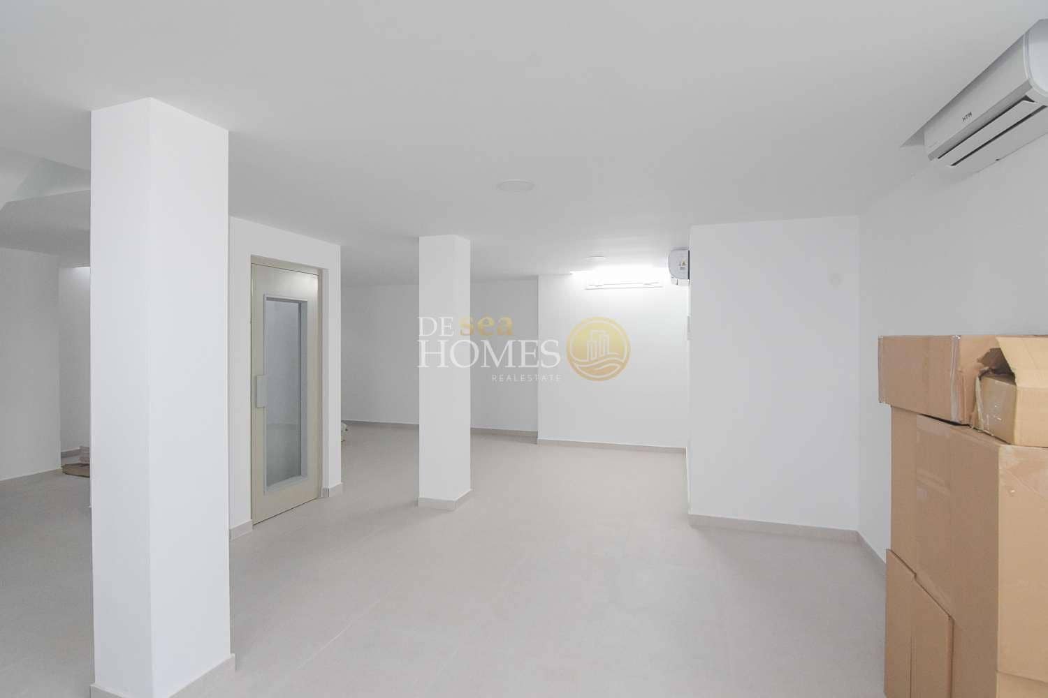 4 slaapkamer Villa te koop in Nerja met zwembad garage - € 865.000 (Ref: 8560035)