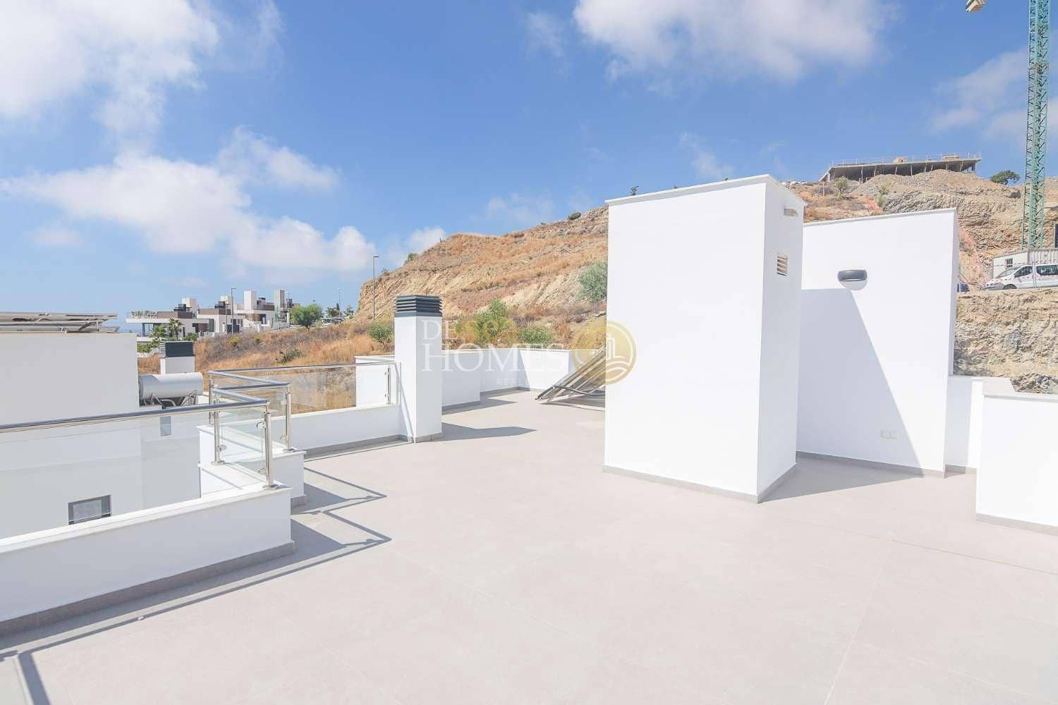 4 slaapkamer Villa te koop in Nerja met zwembad garage - € 865.000 (Ref: 8560035)