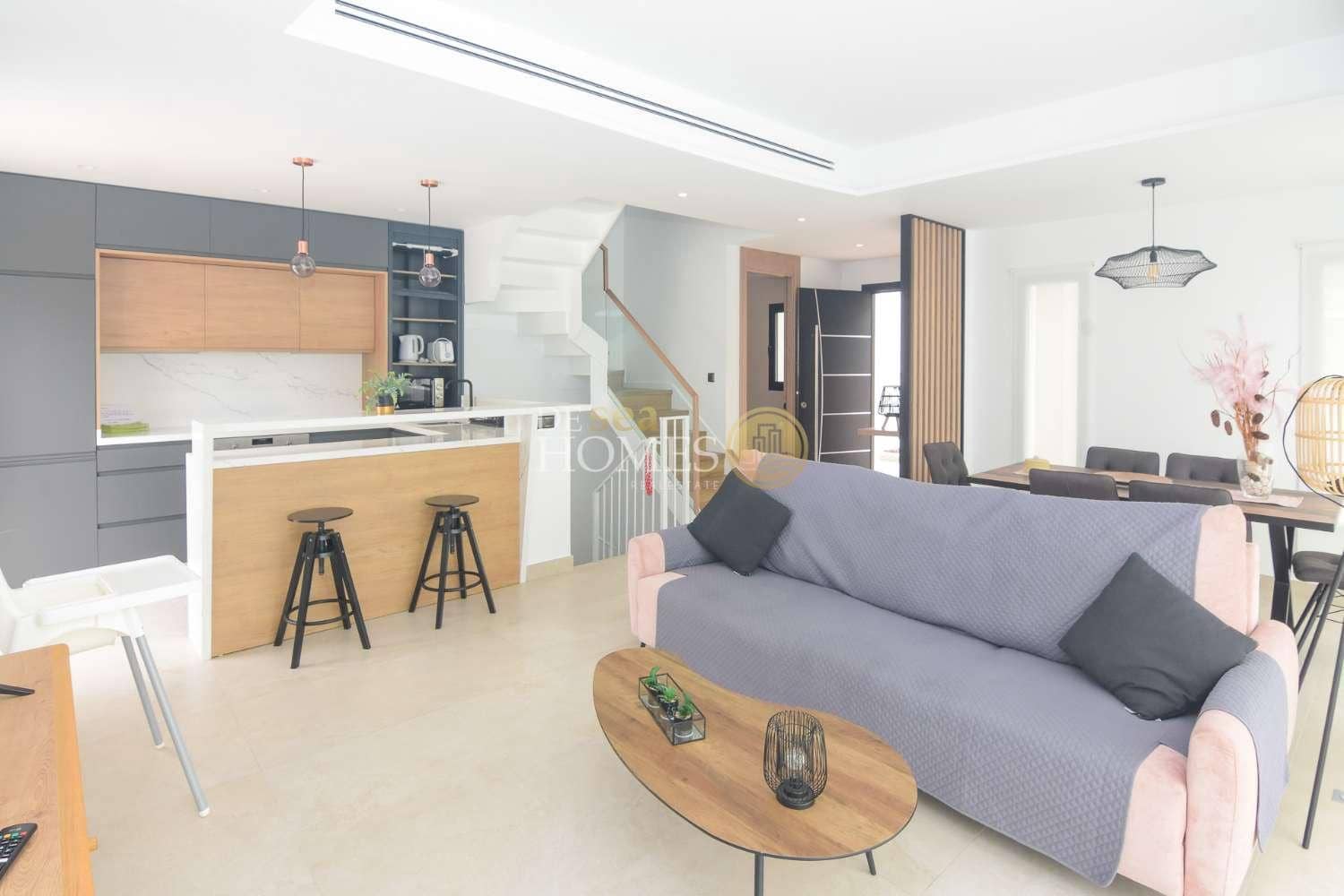 3 soveværelse Villa til leje i Nerja med swimmingpool - € 2.400 (Ref: 8588976)