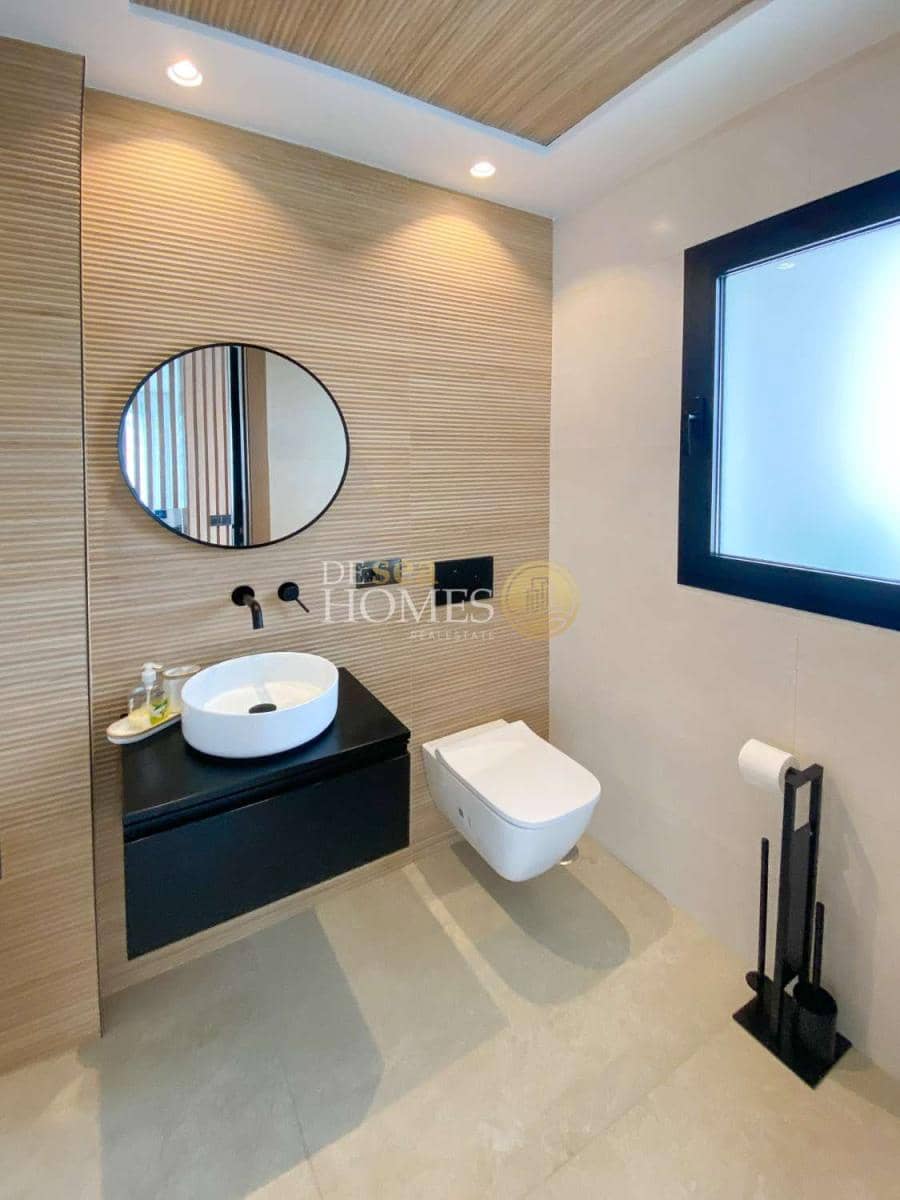 3 soveværelse Villa til leje i Nerja med swimmingpool - € 2.400 (Ref: 8588976)