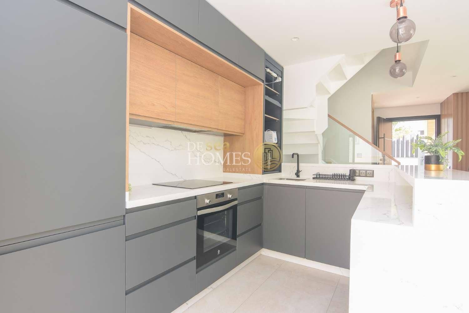 3 soveværelse Villa til leje i Nerja med swimmingpool - € 2.400 (Ref: 8588976)