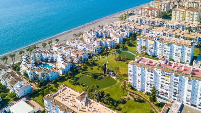 3 slaapkamer Flat te koop in Laguna Beach, Torrox met zwembad - € 850.000 (Ref: 8599663)