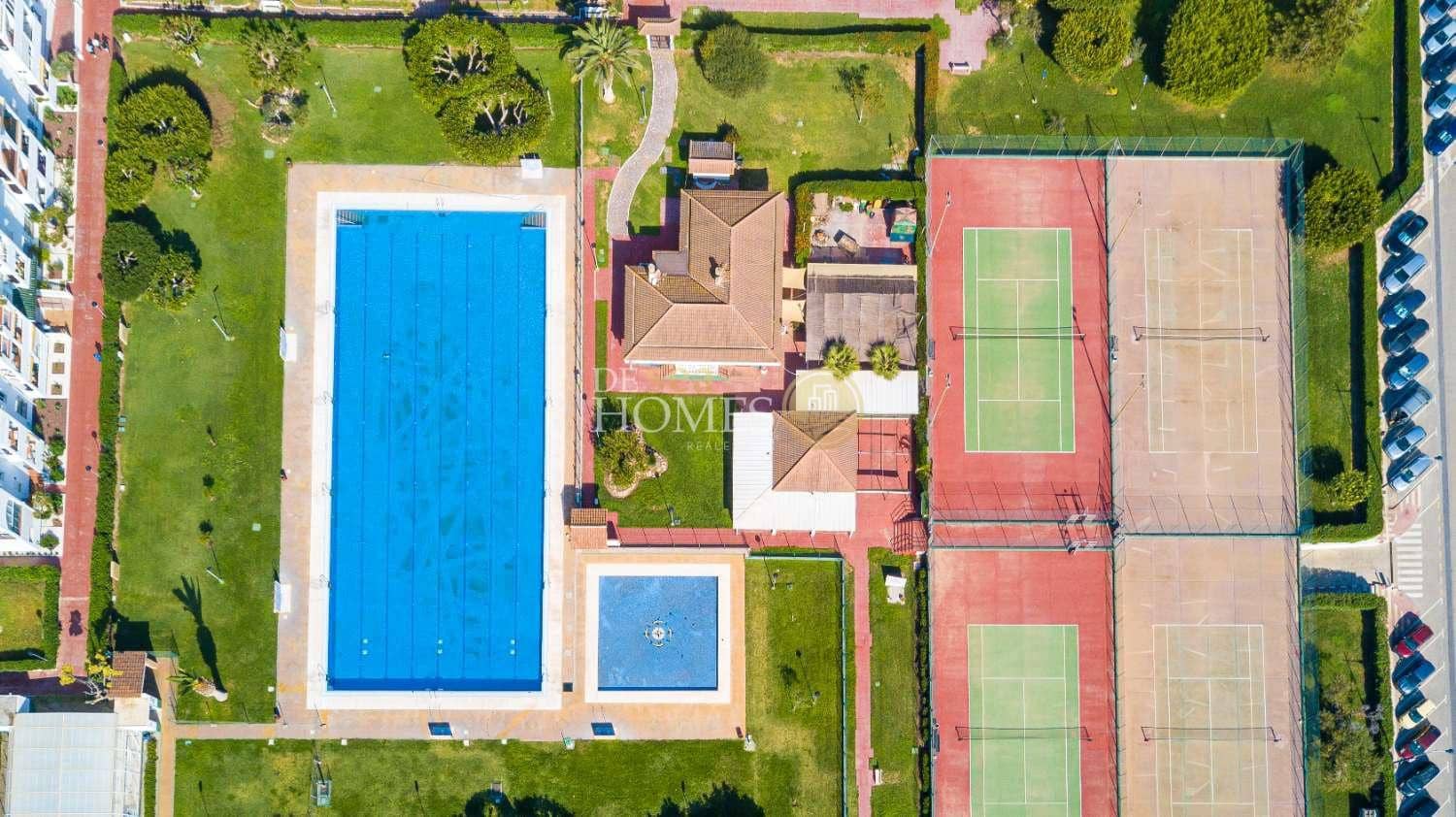 3 soveværelse Lejlighed til salg i Torrox-Costa med swimmingpool - € 850.000 (Ref: 8599663)