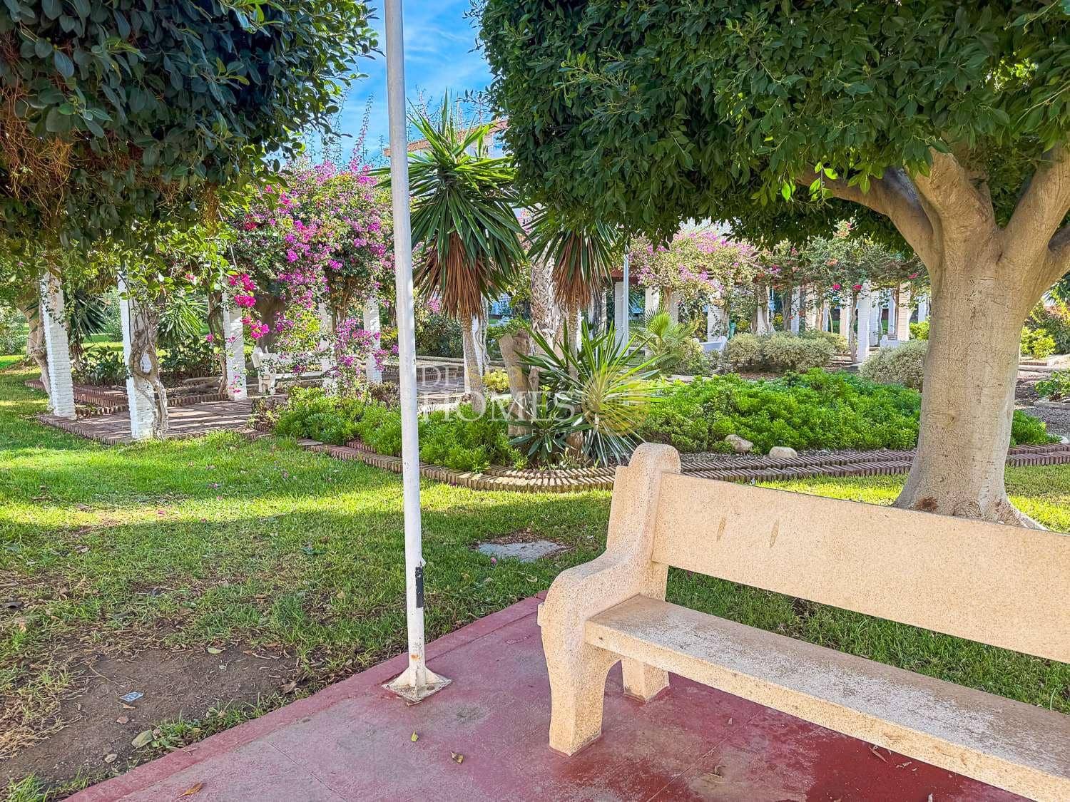 3 soveværelse Lejlighed til salg i Torrox-Costa med swimmingpool - € 850.000 (Ref: 8599663)