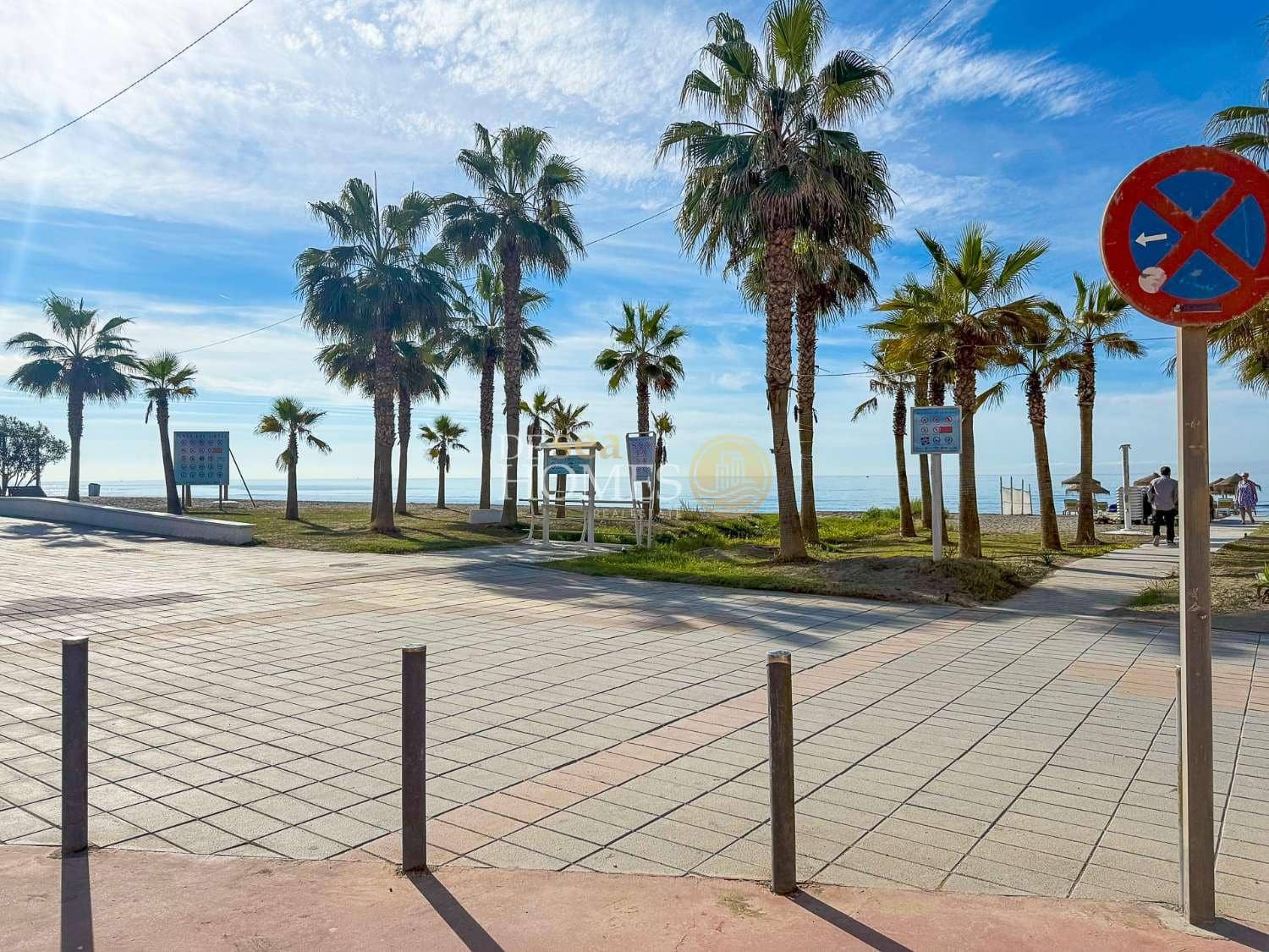 3 sypialnia Mieszkanie na sprzedaż w Torrox-Costa z basenem - 850 000 € (Ref: 8599663)