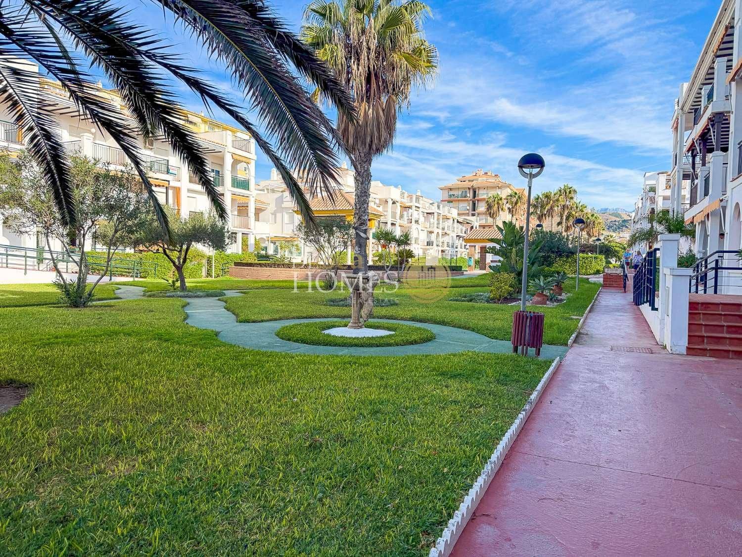 3 sypialnia Mieszkanie na sprzedaż w Torrox-Costa z basenem - 850 000 € (Ref: 8599663)