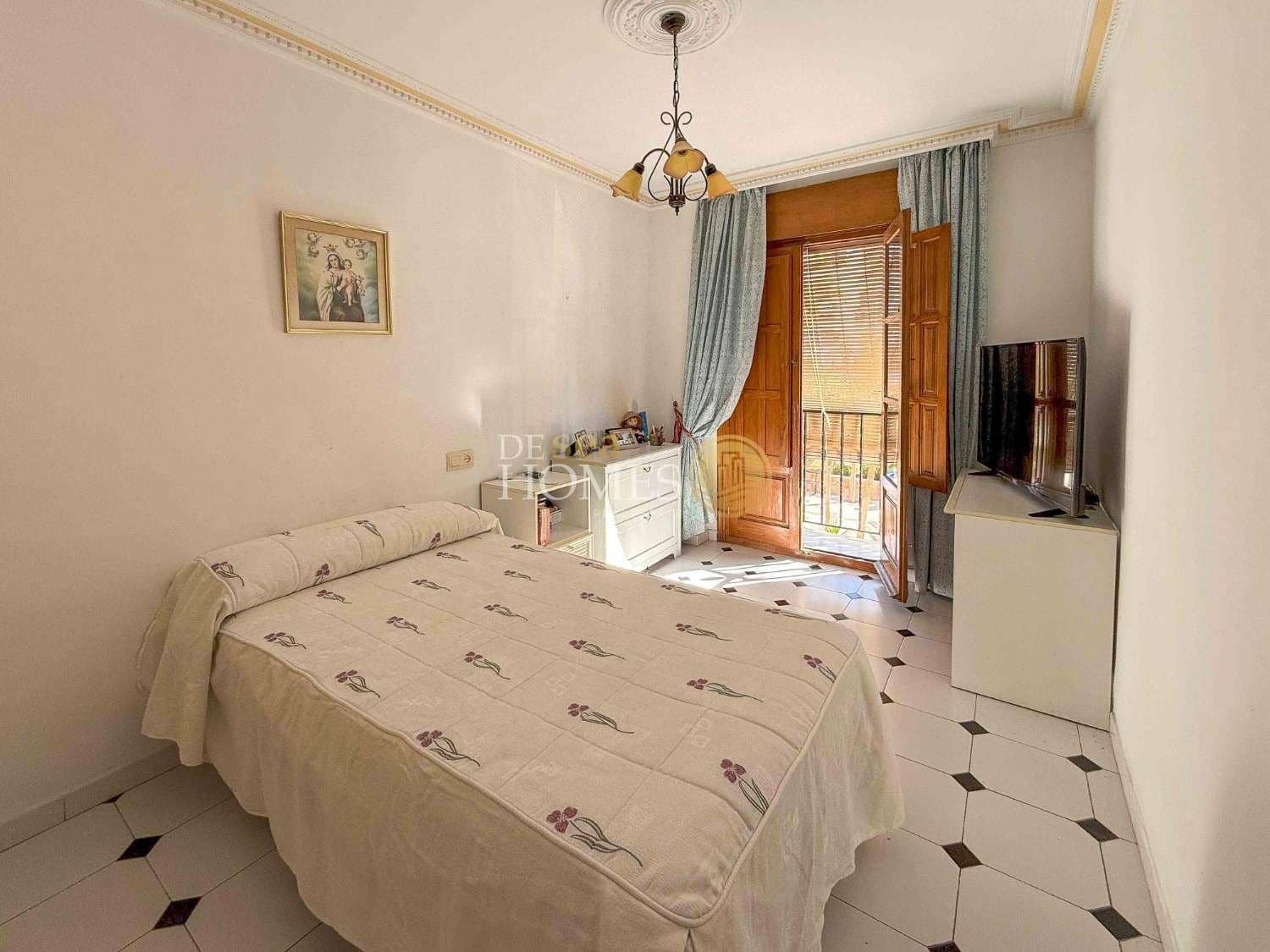 4 soveværelse Erhverv til salg i Nerja - € 985.000 (Ref: 8670340)