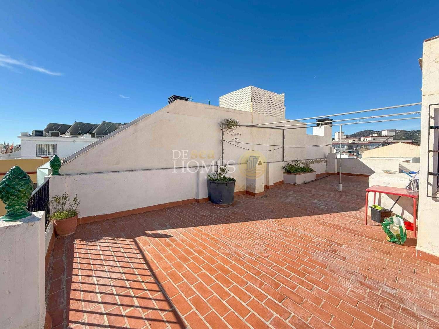 4 soveværelse Erhverv til salg i Nerja - € 985.000 (Ref: 8670340)