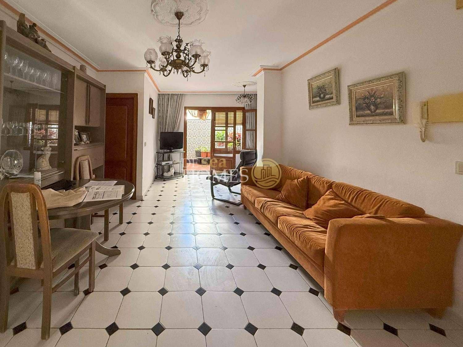4 soveværelse Erhverv til salg i Nerja - € 985.000 (Ref: 8670340)