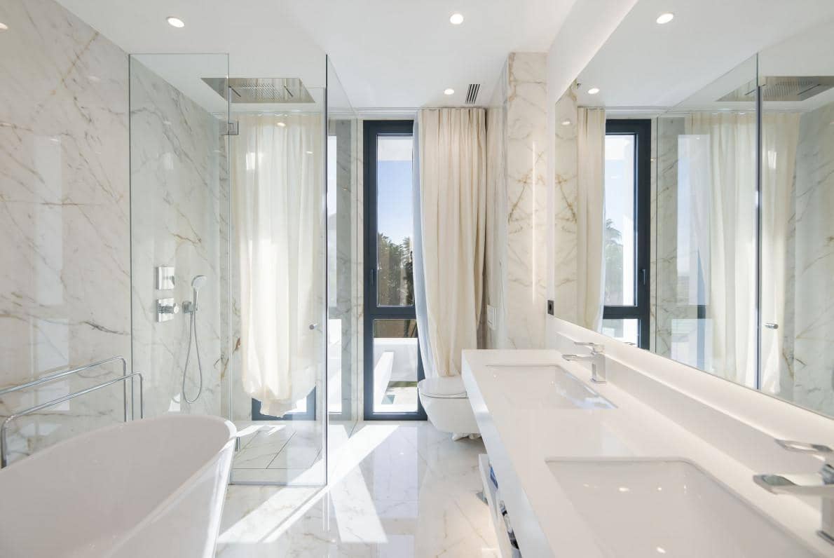 5 Zimmer Villa zu verkaufen in Los Flamingos mit Pool - 4.750.000 € (Ref: 8697969)