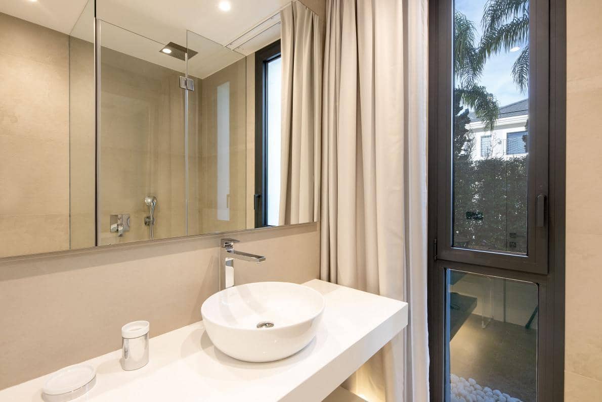 5 Zimmer Villa zu verkaufen in Los Flamingos mit Pool - 4.750.000 € (Ref: 8697969)