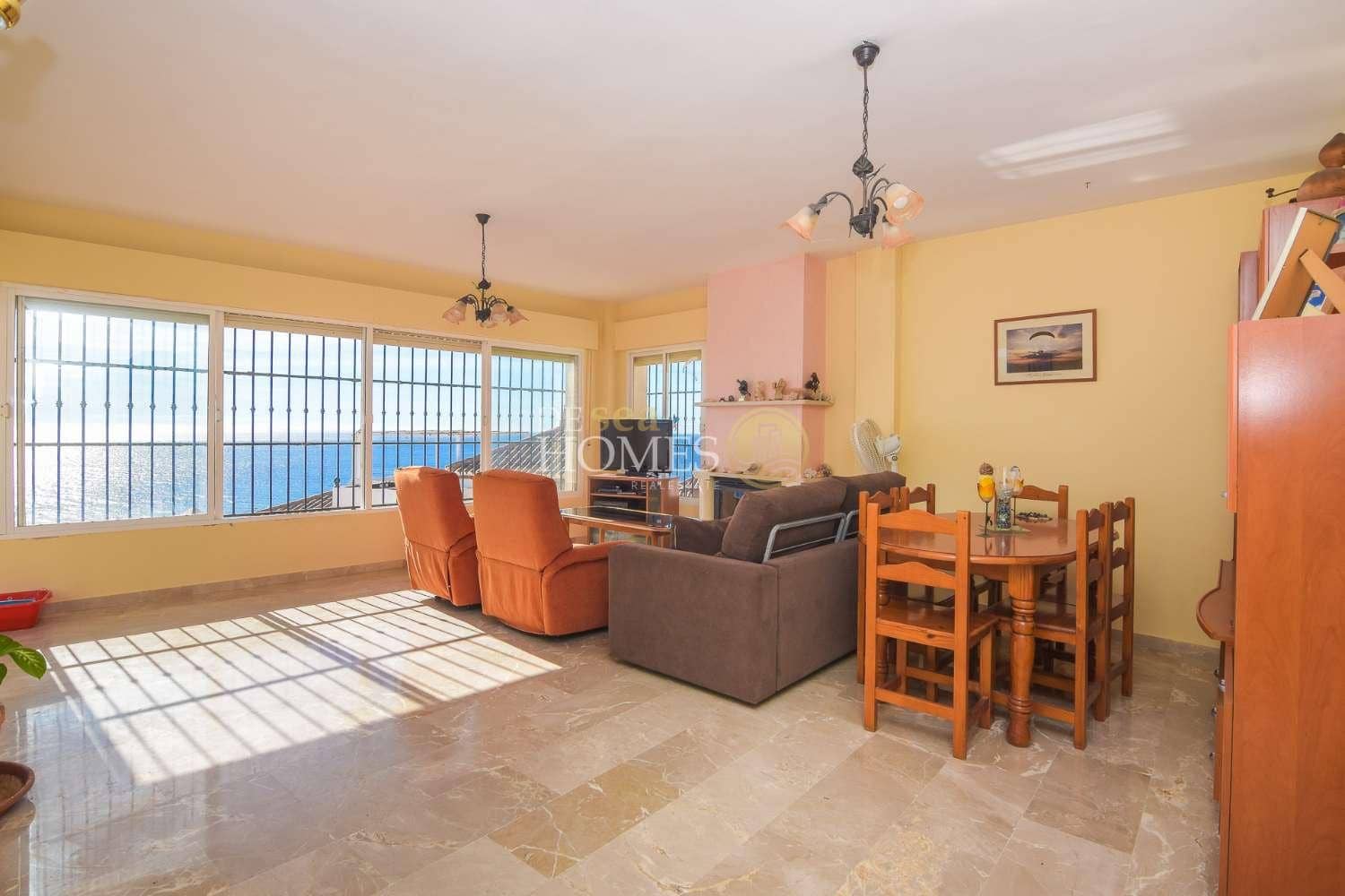 2 soveværelse Lejlighed til salg i Nerja med garage - € 339.000 (Ref: 8802148)