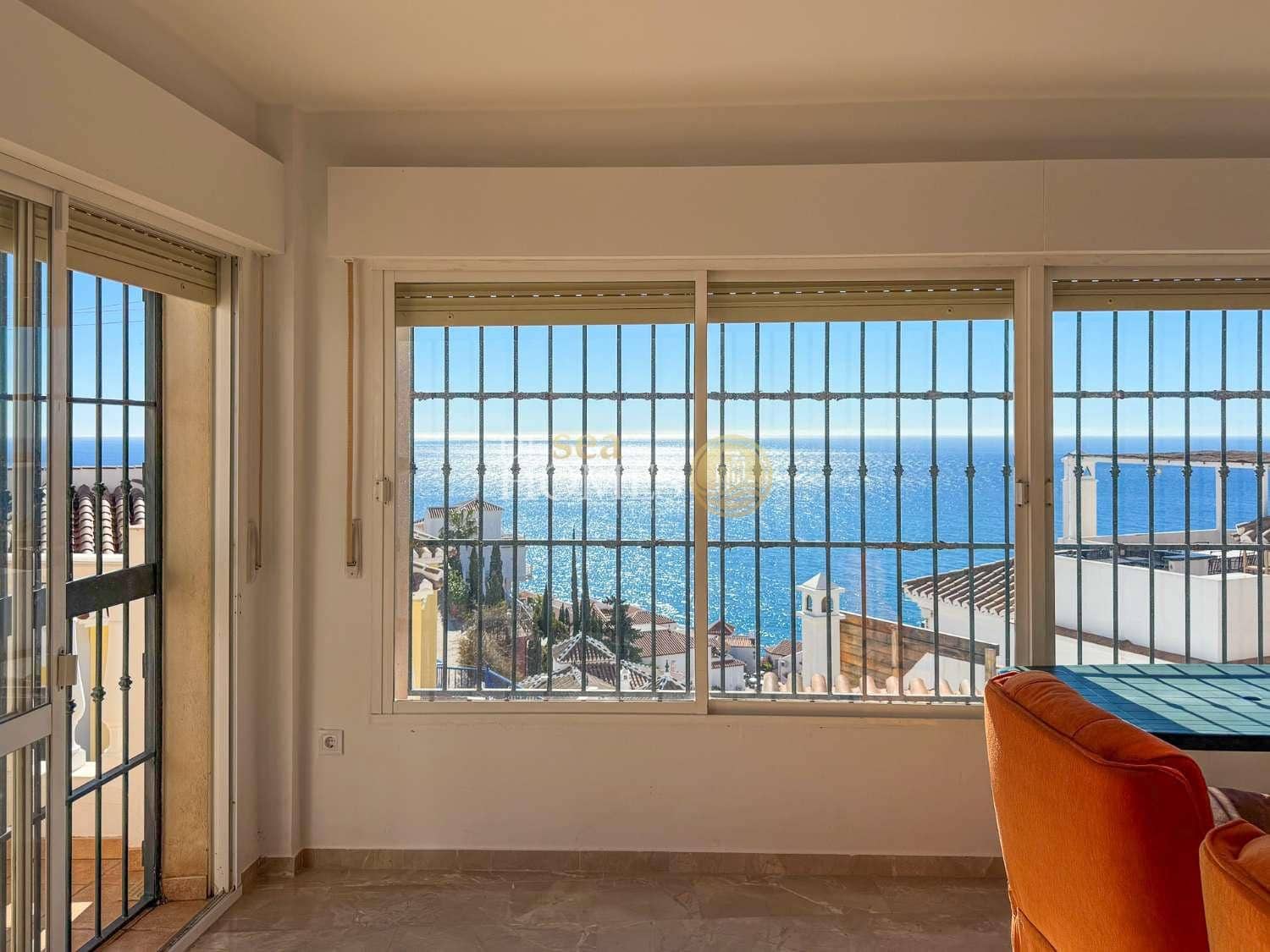 2 bedroom Apartment for sale in Nerja with garage - € 339,000 (Ref: 8802148)